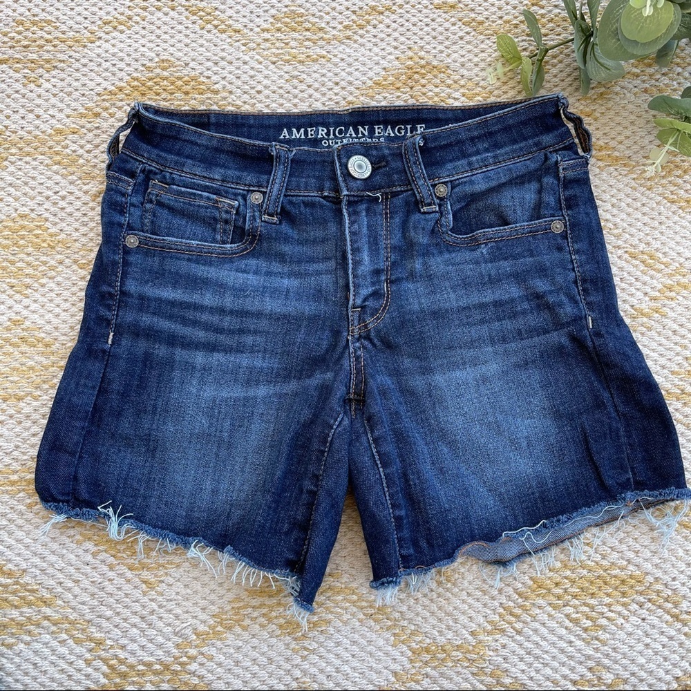 American Eagle dark wash midi shorts - Picture 1 of 5